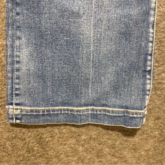 American Eagle Jeans Womens 4 (fit 26x30) blue Super High Rise Flare stretch - Picture 5 of 13